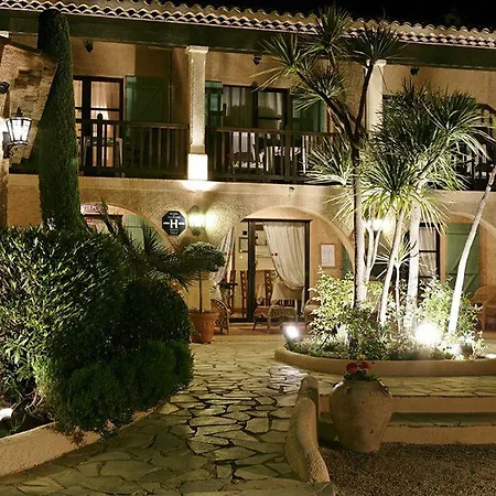 Des Oliviers Hotel 3*